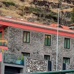 Chale Esmeralda - Charming In Calheta Holiday home
